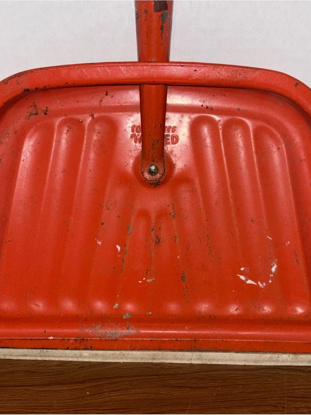 Vintage Red Metal Wall-Mount Dustpan Decor JV Reed MCM decor